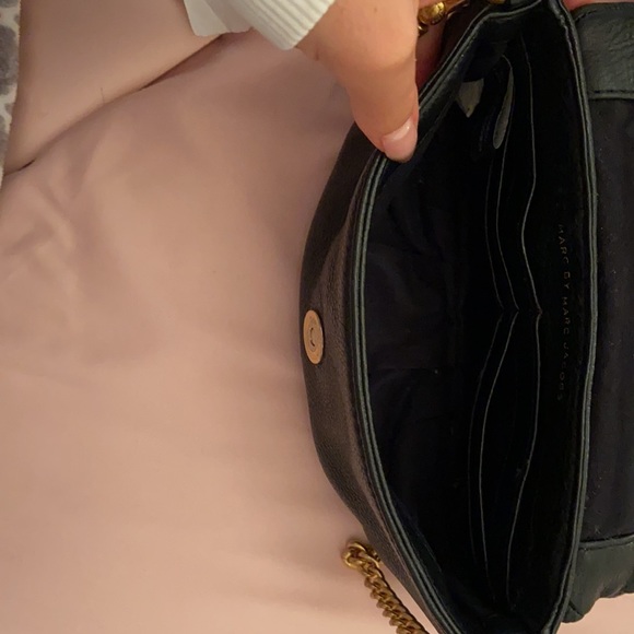 Marc Jacob’s cross body bag - Picture 3 of 3